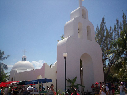La iglesia de Playa del Carmen